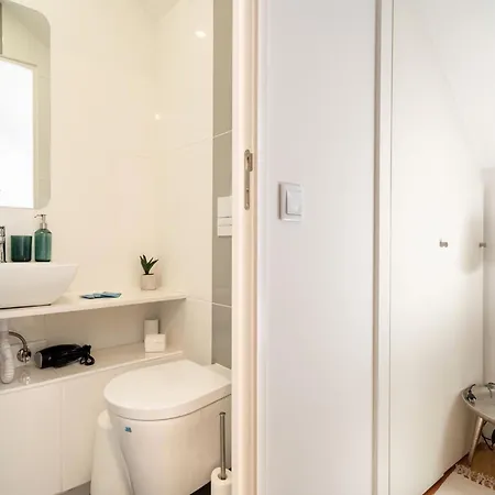 Akicity Penha Ivory *