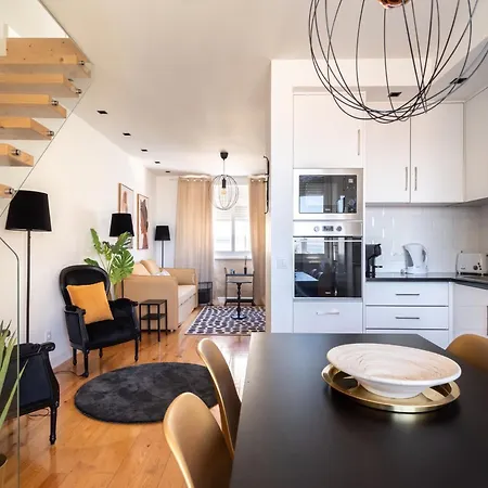 Akicity Penha Ivory *