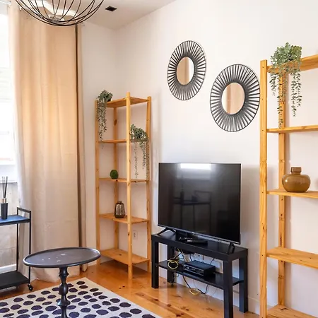 Apartment Akicity Penha Ivory